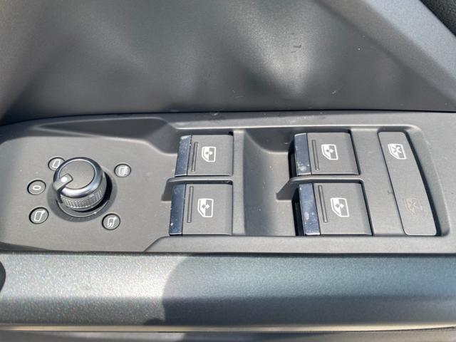Ｑ３スポーツバック ３５ＴＤＩクワトロ　Ｓライン　・アダプティブクルーズコントロール・純正メモリーナビ／ＵＳＢ／Ｂｌｕｅｔｏｏｔｈ／ＡｐｐｌｅＣａｒＰｌａｙ・全方位カメラ・ハーフレザーシート／シートヒーター・社外前後ドライブレコーダー・フルセグ（41枚目）