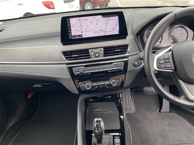 Ｘ１ ｘＤｒｉｖｅ　１８ｄ　ｘライン　・１オーナー・アダプティブクルーズコントロール・純正ナビ／ＵＳＢ／ＢＴ・バックカメラ・レザーシート／シートヒーター・ドライブレコーダー・フルセグ・ＥＴＣ・純正１８ＡＷ・ＬＥＤライト（7枚目）