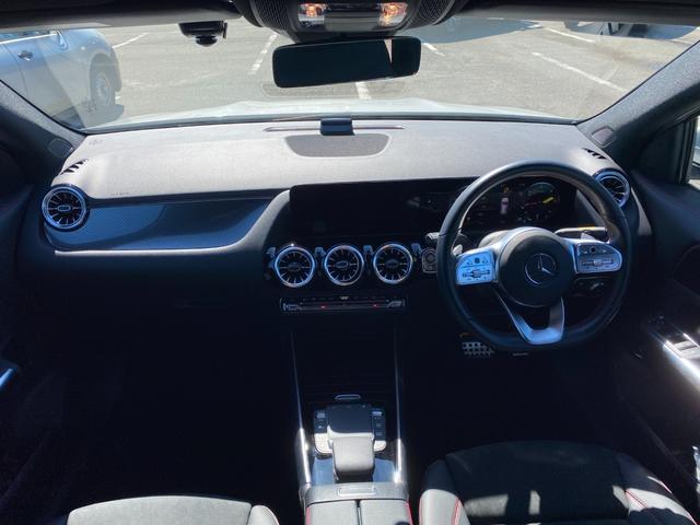 ＧＬＡクラス ＧＬＡ２００ｄ　４マチック　ＡＭＧライン　・アダプティブクルーズコントロール・純正ナビ／ＢＴ／ＵＳＢ／ｃａｒｐｌａｙ・ハーフレザーシート／シートヒーター・全方位カメラ・ドライブレコーダー・フルセグ・ＥＴＣ・純正１９ＡＷ・保証書・取扱説明書（4枚目）