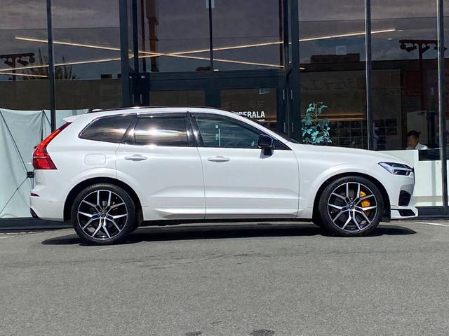 ＸＣ６０ Ｔ８　ポールスターエンジニアード　・サンルーフ・アダプティブクルーズコントロール・純正ナビ／ＢＴ／ＵＳＢ／ｃａｒｐｌａｙ・全方位カメラ・ハーフレザーシート／シートヒーター・ドライブレコーダー・フルセグ・ＥＴＣ・純正２１ＡＷ（25枚目）