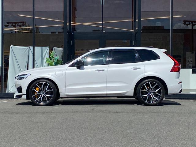 ＸＣ６０ Ｔ８　ポールスターエンジニアード　・サンルーフ・アダプティブクルーズコントロール・純正ナビ／ＢＴ／ＵＳＢ／ｃａｒｐｌａｙ・全方位カメラ・ハーフレザーシート／シートヒーター・ドライブレコーダー・フルセグ・ＥＴＣ・純正２１ＡＷ（26枚目）
