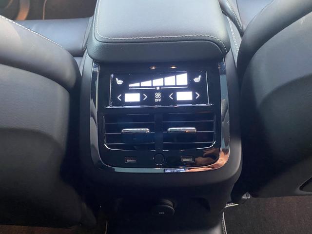 ＸＣ６０ Ｔ８　ポールスターエンジニアード　・サンルーフ・アダプティブクルーズコントロール・純正ナビ／ＢＴ／ＵＳＢ／ｃａｒｐｌａｙ・全方位カメラ・ハーフレザーシート／シートヒーター・ドライブレコーダー・フルセグ・ＥＴＣ・純正２１ＡＷ（48枚目）