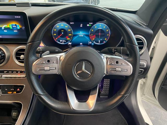 Ｃクラス Ｃ１８０クーペスポーツレザーエクスクルシブパッケージ　・サンルーフ・アダプティブクルーズコントロール・純正ナビ／ＢＴ／ＵＳＢ・バックカメラ・白革シート／シートヒーター・ドライブレコーダー・フルセグ・ＥＴＣ・純正１９ＡＷ・ＬＥＤライト・保証書・取扱説明書（5枚目）