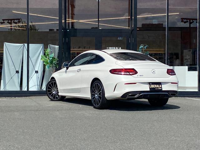 Ｃクラス Ｃ１８０クーペスポーツレザーエクスクルシブパッケージ　・サンルーフ・アダプティブクルーズコントロール・純正ナビ／ＢＴ／ＵＳＢ・バックカメラ・白革シート／シートヒーター・ドライブレコーダー・フルセグ・ＥＴＣ・純正１９ＡＷ・ＬＥＤライト・保証書・取扱説明書（21枚目）