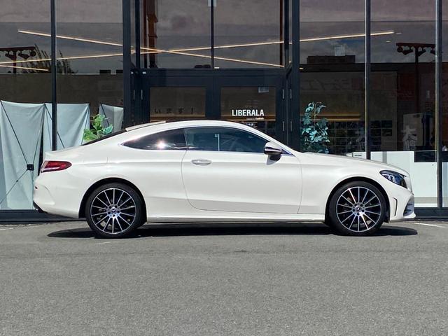 Ｃクラス Ｃ１８０クーペスポーツレザーエクスクルシブパッケージ　・サンルーフ・アダプティブクルーズコントロール・純正ナビ／ＢＴ／ＵＳＢ・バックカメラ・白革シート／シートヒーター・ドライブレコーダー・フルセグ・ＥＴＣ・純正１９ＡＷ・ＬＥＤライト・保証書・取扱説明書（54枚目）