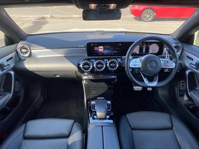 ＣＬＡクラス ＣＬＡ２００ｄ　ＡＭＧライン　・サンルーフ・アダプティブクルーズコントロール・純正ナビ／ＢＴ／ＵＳＢ・全方位カメラ・黒革シート／シートヒーター・フルセグ・ＥＴＣ・純正１８ＡＷ・保証書・取扱説明書・ＢＬＩＳ・ＬＥＤライト（4枚目）