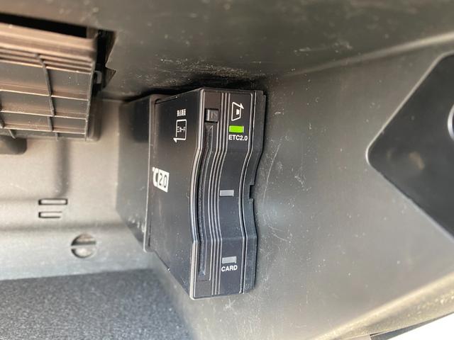 ＣＬＡクラス ＣＬＡ２００ｄ　ＡＭＧライン　・サンルーフ・アダプティブクルーズコントロール・純正ナビ／ＢＴ／ＵＳＢ・全方位カメラ・黒革シート／シートヒーター・フルセグ・ＥＴＣ・純正１８ＡＷ・保証書・取扱説明書・ＢＬＩＳ・ＬＥＤライト（15枚目）