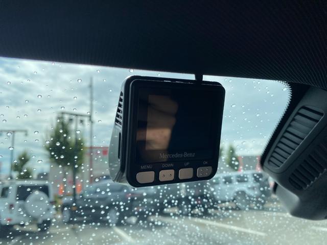 ＧＬＢ ＧＬＢ２００ｄ　４マチック　ＡＭＧライン　・アダプティブクルーズコントロール・純正ナビ／ＢＴ／ＵＳＢ／ｃａｒｐｌａｙ・全方位カメラ・ハーフレザーシート／シートヒーター・ドライブレコーダー・フルセグ・ＥＴＣ・純正１９ＡＷ・ＬＥＤライト（15枚目）