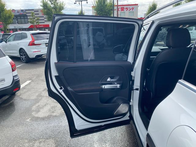 ＧＬＢ ＧＬＢ２００ｄ　４マチック　ＡＭＧライン　・アダプティブクルーズコントロール・純正ナビ／ＢＴ／ＵＳＢ／ｃａｒｐｌａｙ・全方位カメラ・ハーフレザーシート／シートヒーター・ドライブレコーダー・フルセグ・ＥＴＣ・純正１９ＡＷ・ＬＥＤライト（54枚目）