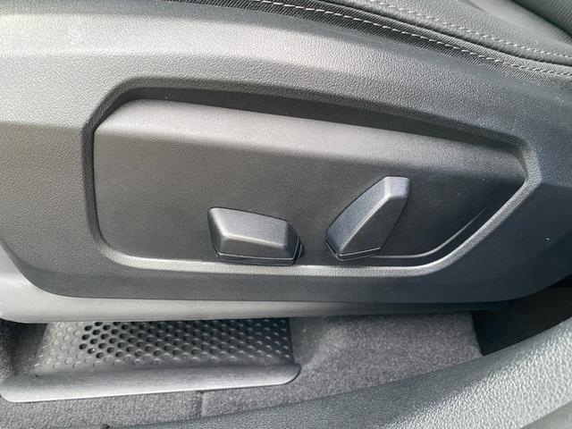 2シリーズ 218dアクティブツアラー エクスクルーシブ ・1オーナー・アクティブクルーズコントロール・純正ナビ/BT/USB/carplay・全方位カメラ・黒革シート/シートヒーター・ドライブレコーダー・ETC・純正17AW・BLIS・LEDライト(53枚目)