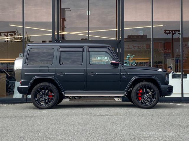 Ｇクラス Ｇ６３　マヌファクトゥーアエディション　・１オーナー・サンルーフ・アダプティブクルーズコントロール・純正ナビ／ＢＴ／ＵＳＢ・全方位カメラ・青革シート／シートヒーター／エアシート・ドライブレコーダー・フルセグ・ＥＴＣ・純正２１ＡＷ（23枚目）