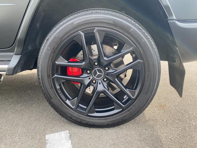 Ｇクラス Ｇ６３　マヌファクトゥーアエディション　・１オーナー・サンルーフ・アダプティブクルーズコントロール・純正ナビ／ＢＴ／ＵＳＢ・全方位カメラ・青革シート／シートヒーター／エアシート・ドライブレコーダー・フルセグ・ＥＴＣ・純正２１ＡＷ（30枚目）