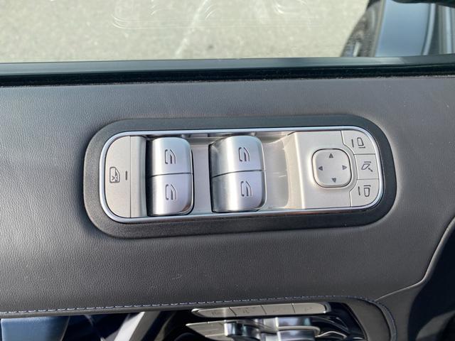 Ｇクラス Ｇ６３　マヌファクトゥーアエディション　・１オーナー・サンルーフ・アダプティブクルーズコントロール・純正ナビ／ＢＴ／ＵＳＢ・全方位カメラ・青革シート／シートヒーター／エアシート・ドライブレコーダー・フルセグ・ＥＴＣ・純正２１ＡＷ（42枚目）
