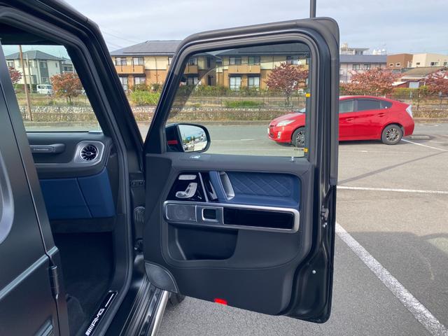 Ｇクラス Ｇ６３　マヌファクトゥーアエディション　・１オーナー・サンルーフ・アダプティブクルーズコントロール・純正ナビ／ＢＴ／ＵＳＢ・全方位カメラ・青革シート／シートヒーター／エアシート・ドライブレコーダー・フルセグ・ＥＴＣ・純正２１ＡＷ（47枚目）