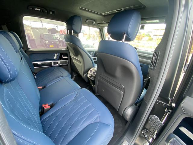 Ｇクラス Ｇ６３　マヌファクトゥーアエディション　・１オーナー・サンルーフ・アダプティブクルーズコントロール・純正ナビ／ＢＴ／ＵＳＢ・全方位カメラ・青革シート／シートヒーター／エアシート・ドライブレコーダー・フルセグ・ＥＴＣ・純正２１ＡＷ（56枚目）