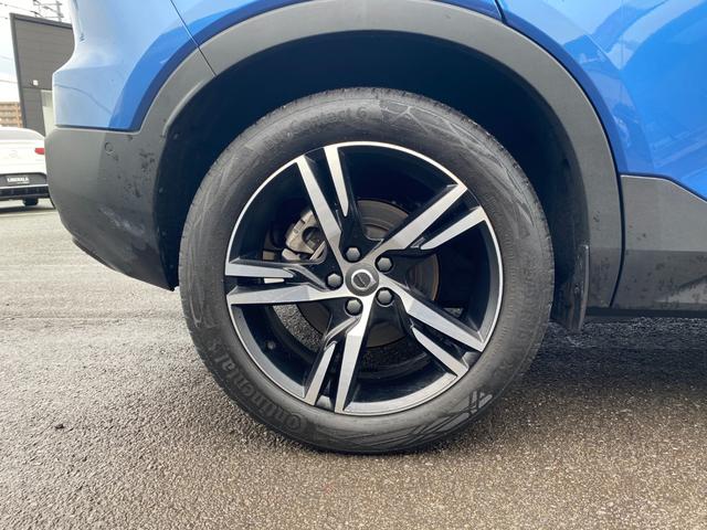 XC40 B4 AWD Rデザイン ・サンルーフ・アダプティブクルーズコントロール・純正ナビ/BT/USB/carplay・全方位カメラ・ハーフレザーシート/シートヒーター・ドライブレコーダー・フルセグ・ETC・純正19AW・LED(27枚目)