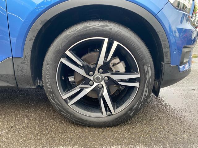 XC40 B4 AWD Rデザイン ・サンルーフ・アダプティブクルーズコントロール・純正ナビ/BT/USB/carplay・全方位カメラ・ハーフレザーシート/シートヒーター・ドライブレコーダー・フルセグ・ETC・純正19AW・LED(28枚目)