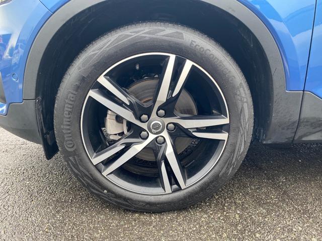 XC40 B4 AWD Rデザイン ・サンルーフ・アダプティブクルーズコントロール・純正ナビ/BT/USB/carplay・全方位カメラ・ハーフレザーシート/シートヒーター・ドライブレコーダー・フルセグ・ETC・純正19AW・LED(29枚目)