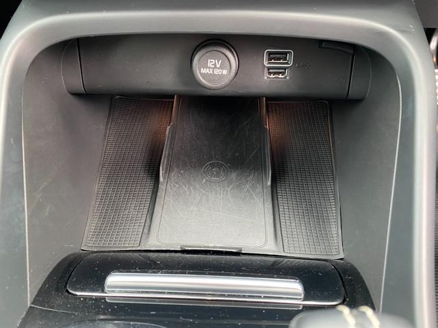 XC40 B4 AWD Rデザイン ・サンルーフ・アダプティブクルーズコントロール・純正ナビ/BT/USB/carplay・全方位カメラ・ハーフレザーシート/シートヒーター・ドライブレコーダー・フルセグ・ETC・純正19AW・LED(38枚目)