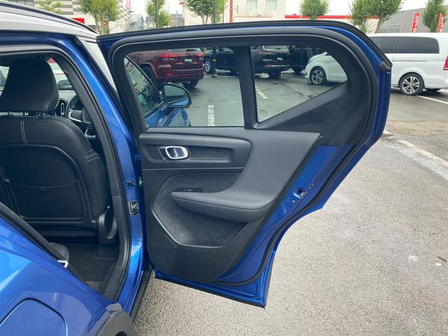 XC40 B4 AWD Rデザイン ・サンルーフ・アダプティブクルーズコントロール・純正ナビ/BT/USB/carplay・全方位カメラ・ハーフレザーシート/シートヒーター・ドライブレコーダー・フルセグ・ETC・純正19AW・LED(42枚目)