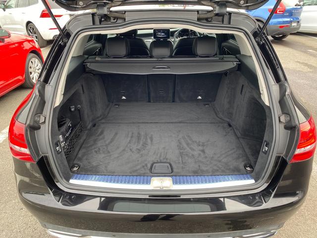 Cクラスステーションワゴン C200ステーションワゴン アバンギャルド ・アダプティブクルーズコントロール・純正ナビ/BT/USB・バックカメラ・ハーフレザーシート/シートヒーター・フルセグTV・ETC・純正17AW・LEDライト・パワーバックドア(16枚目)