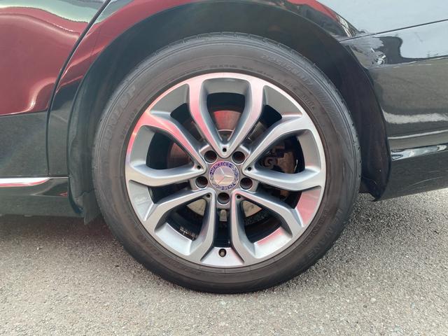 Cクラスステーションワゴン C200ステーションワゴン アバンギャルド ・アダプティブクルーズコントロール・純正ナビ/BT/USB・バックカメラ・ハーフレザーシート/シートヒーター・フルセグTV・ETC・純正17AW・LEDライト・パワーバックドア(28枚目)