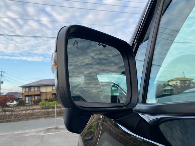 ジープ・レネゲード トレイルホーク ・クルーズコントロール・純正ナビ/Bluetooth/USB/AUX・バックカメラ・ドライブレコーダー・フルセグ・ETC・純正17AW・LEDライト・ブラインドスポット・ダウンヒルアシスト(56枚目)