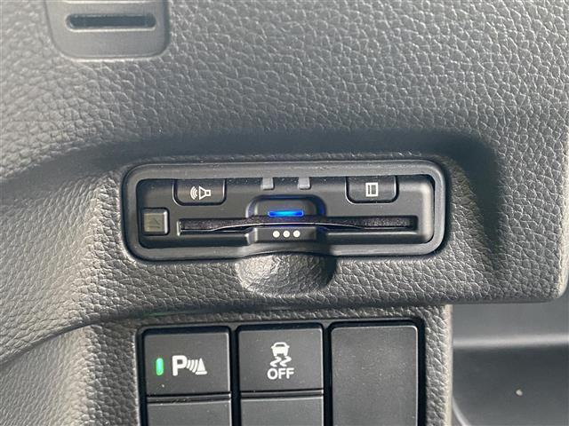 N-BOXカスタム L ・クルーズコントロール・純正ナビ/Bluetooth/USB/AUX/iPod/CD/DVD・バックカメラ・布シート/シートヒーター・ドライブレコーダー・フルセグ・ETC・純正14AW(16枚目)