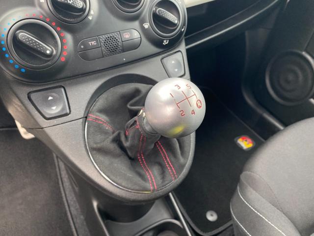 アバルト500 ベースグレード ・XCARLINK/Bluetooth/USB/CD/MP3・ETC・純正17AW・モーションコントロールビーム・左ハンドルMT・社外LEDバルブ(11枚目)