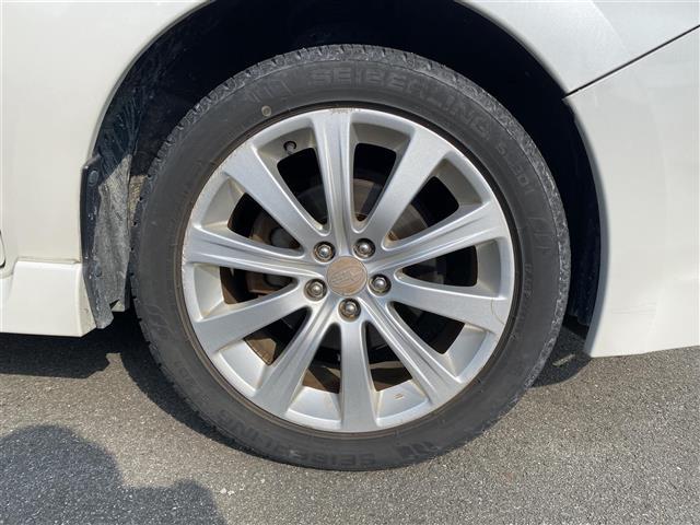 エクシーガ ２．０ｉ－Ｓ　・サンルーフ・クルーズコントロール・純正ナビ／Ｂｌｕｅｔｏｏｔｈ／ＵＳＢ・Ｄ席パワーシート・ＤＴＶ・ＥＴＣ・純正１７ＡＷ・保証書・取扱説明書（18枚目）