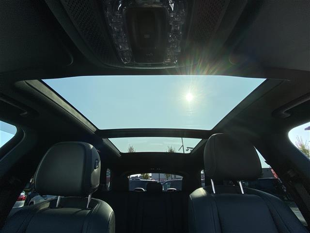 ぜひ厳選したドイツプレミアムブランドのお車を、見て・触って・比べてください！