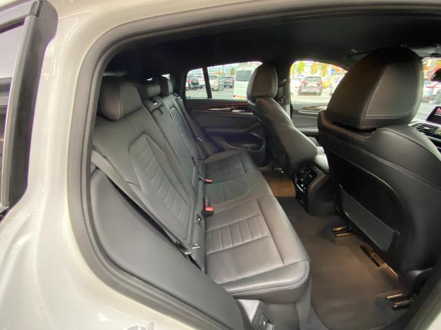 Ｘ４ ｘＤｒｉｖｅ　２０ｄ　Ｍスポーツ　・アクティブクルーズコントロール・純正ナビ／Ｂｌｕｅｔｏｏｔｈ／ＵＳＢ／ｃａｒｐｌａｙ・全方位カメラ・黒革シート／シートヒーター・ドライブレコーダー・フルセグテレビ・ＥＴＣ・純正２０ＡＷ・ＬＥＤライト（13枚目）