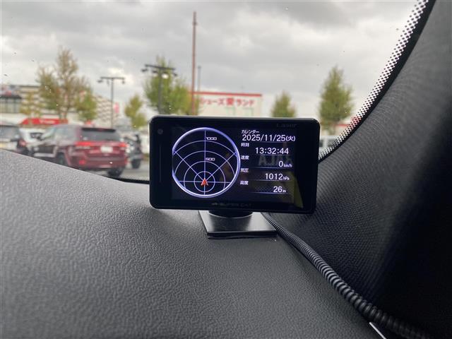 Ｘ４ ｘＤｒｉｖｅ　２０ｄ　Ｍスポーツ　・アクティブクルーズコントロール・純正ナビ／Ｂｌｕｅｔｏｏｔｈ／ＵＳＢ／ｃａｒｐｌａｙ・全方位カメラ・黒革シート／シートヒーター・ドライブレコーダー・フルセグテレビ・ＥＴＣ・純正２０ＡＷ・ＬＥＤライト（15枚目）