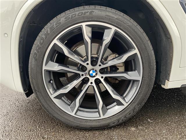 Ｘ４ ｘＤｒｉｖｅ　２０ｄ　Ｍスポーツ　・アクティブクルーズコントロール・純正ナビ／Ｂｌｕｅｔｏｏｔｈ／ＵＳＢ／ｃａｒｐｌａｙ・全方位カメラ・黒革シート／シートヒーター・ドライブレコーダー・フルセグテレビ・ＥＴＣ・純正２０ＡＷ・ＬＥＤライト（28枚目）