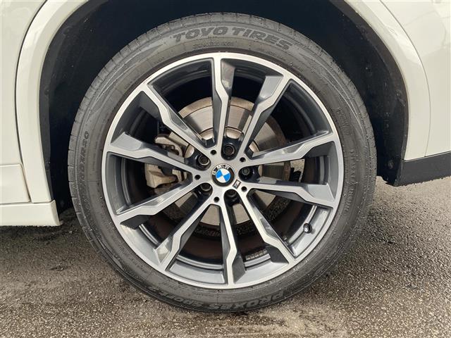 Ｘ４ ｘＤｒｉｖｅ　２０ｄ　Ｍスポーツ　・アクティブクルーズコントロール・純正ナビ／Ｂｌｕｅｔｏｏｔｈ／ＵＳＢ／ｃａｒｐｌａｙ・全方位カメラ・黒革シート／シートヒーター・ドライブレコーダー・フルセグテレビ・ＥＴＣ・純正２０ＡＷ・ＬＥＤライト（29枚目）