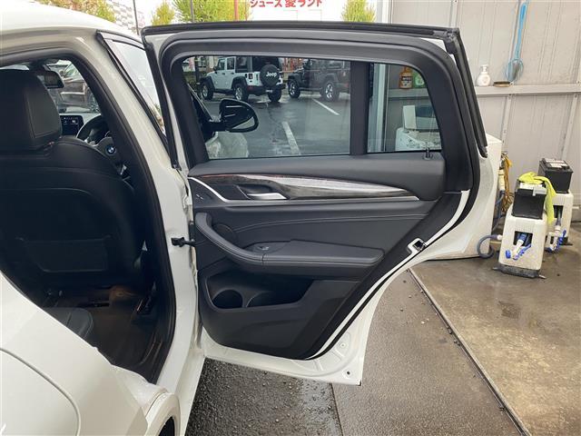 Ｘ４ ｘＤｒｉｖｅ　２０ｄ　Ｍスポーツ　・アクティブクルーズコントロール・純正ナビ／Ｂｌｕｅｔｏｏｔｈ／ＵＳＢ／ｃａｒｐｌａｙ・全方位カメラ・黒革シート／シートヒーター・ドライブレコーダー・フルセグテレビ・ＥＴＣ・純正２０ＡＷ・ＬＥＤライト（37枚目）