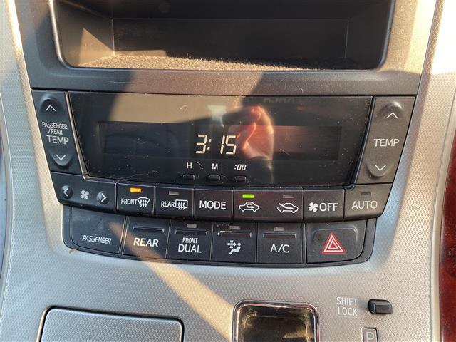 ヴェルファイア ２．４Ｚ　・純正ナビ／ＡＵＸ／ＳＤ・バックカメラ・ワンセグテレビ・ＥＴＣ・純正１８ＡＷ・取扱説明書・保証書・フリップダウンモニター（13枚目）