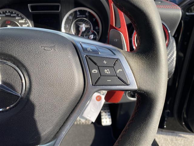 Ａクラス ４マチック　エディション１　・クルーズコントロール・純正ナビ／Ｂｌｕｅｔｏｏｔｈ／ＵＳＢ・バックカメラ・ＡＭＧパフォーマンスシート／シートヒーター・ドライブレコーダー・ＤＴＶ・ＥＴＣ・純正１９ＡＷ・ブラインドスポット（6枚目）
