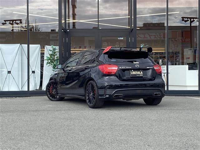 Ａクラス ４マチック　エディション１　・クルーズコントロール・純正ナビ／Ｂｌｕｅｔｏｏｔｈ／ＵＳＢ・バックカメラ・ＡＭＧパフォーマンスシート／シートヒーター・ドライブレコーダー・ＤＴＶ・ＥＴＣ・純正１９ＡＷ・ブラインドスポット（19枚目）