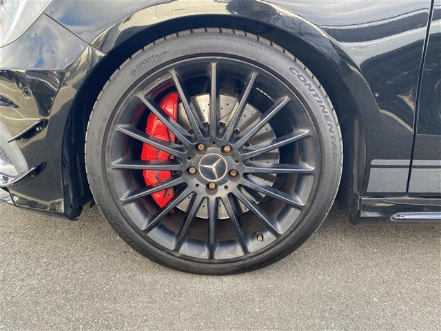 Ａクラス ４マチック　エディション１　・クルーズコントロール・純正ナビ／Ｂｌｕｅｔｏｏｔｈ／ＵＳＢ・バックカメラ・ＡＭＧパフォーマンスシート／シートヒーター・ドライブレコーダー・ＤＴＶ・ＥＴＣ・純正１９ＡＷ・ブラインドスポット（28枚目）