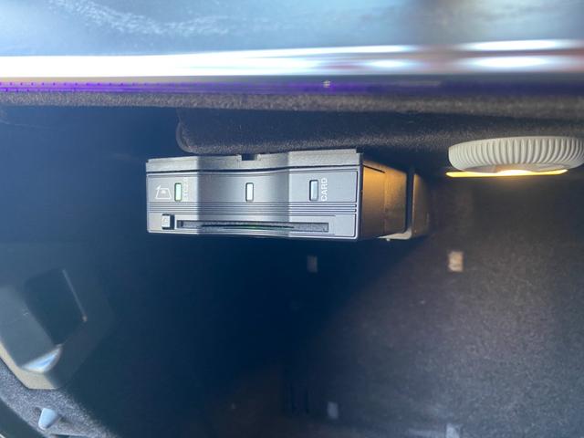 ＣＬＳクラス ＣＬＳ２２０ｄ　スポーツ　エクスクルーシブパッケージ　・サンルーフ・アダプティブクルーズコントロール・純正ナビ／Ｂｌｕｅｔｏｏｔｈ／ＵＳＢ・全方位カメラ・黒革シート／シートヒーター／エアシート・純正ドライブレコーダー・ＥＴＣ・純正１９ＡＷ・ＬＥＤライト（16枚目）