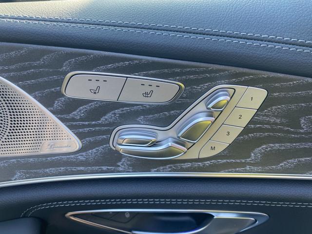 ＣＬＳクラス ＣＬＳ２２０ｄ　スポーツ　エクスクルーシブパッケージ　・サンルーフ・アダプティブクルーズコントロール・純正ナビ／Ｂｌｕｅｔｏｏｔｈ／ＵＳＢ・全方位カメラ・黒革シート／シートヒーター／エアシート・純正ドライブレコーダー・ＥＴＣ・純正１９ＡＷ・ＬＥＤライト（17枚目）