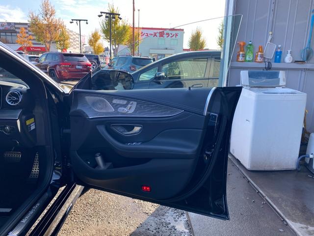 ＣＬＳクラス ＣＬＳ２２０ｄ　スポーツ　エクスクルーシブパッケージ　・サンルーフ・アダプティブクルーズコントロール・純正ナビ／Ｂｌｕｅｔｏｏｔｈ／ＵＳＢ・全方位カメラ・黒革シート／シートヒーター／エアシート・純正ドライブレコーダー・ＥＴＣ・純正１９ＡＷ・ＬＥＤライト（42枚目）