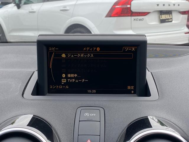 Ａ１スポーツバック １．４ＴＦＳＩ　純正ナビ　地デジ　Ｂｌｕｅｔｏｏｔｈ　ＤＶＤ再生　　記録簿　プッシュスタート　革巻きステアリング　パドルシフト　ステアリングスイッチ　電動格納ミラー　ウィンカーミラー　ミラーヒーター　　オートライト（9枚目）