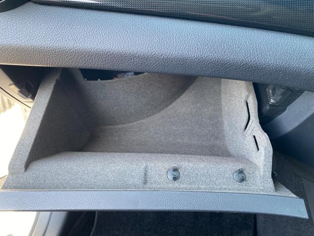 CLAクラス シューティングブレーク CLA180 シューティングブレーク AMGスタイル ・レーダーセーフティPKG・純正HDDナビ/CD/DVD/USB/BT・バックカメラ・ハーフレザーシート/シートヒーター・地デジ・パドルシフト・ETC・コーナーセンサー・PWバックドア・保証書(53枚目)