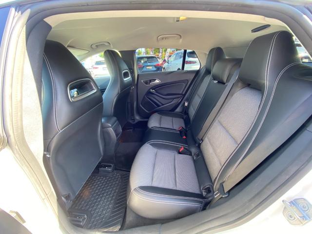 CLAクラス シューティングブレーク CLA180 シューティングブレーク AMGスタイル ・レーダーセーフティPKG・純正HDDナビ/CD/DVD/USB/BT・バックカメラ・ハーフレザーシート/シートヒーター・地デジ・パドルシフト・ETC・コーナーセンサー・PWバックドア・保証書(55枚目)