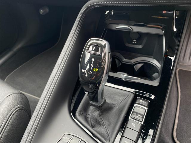 Ｘ１ ｘＤｒｉｖｅ　１８ｄ　ｘライン　・１オーナー・アダプティブクルーズコントロール・純正ナビ／ＢＴ／ＵＳＢ・バックカメラ・ハーフレザー・ドライブレコーダー・ＥＴＣ・純正１８ＡＷ・保証書・取扱説明書・スペアキー（11枚目）