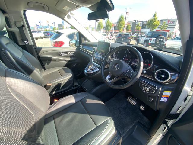 Vクラス V220d アバンギャルド エクストラロング ・アダプティブクルーズコントロール・純正ナビ/BT/USB/HDMI・全方位カメラ・黒革シート/シートヒーター/エアシート・ドライブレコーダー・フルセグ・ETC・純正18AW・LEDライト・BLIS(42枚目)