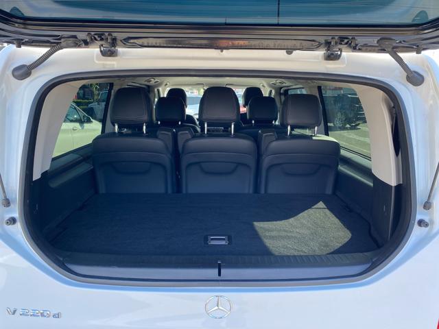 Vクラス V220d アバンギャルド エクストラロング ・アダプティブクルーズコントロール・純正ナビ/BT/USB/HDMI・全方位カメラ・黒革シート/シートヒーター/エアシート・ドライブレコーダー・フルセグ・ETC・純正18AW・LEDライト・BLIS(54枚目)