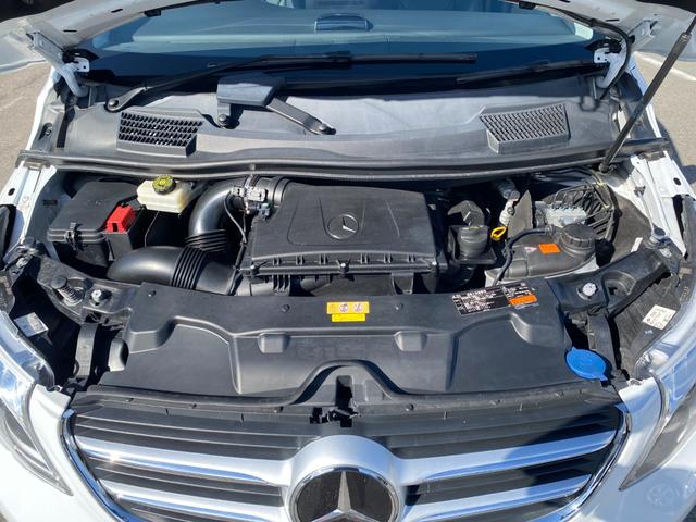 Vクラス V220d アバンギャルド エクストラロング ・アダプティブクルーズコントロール・純正ナビ/BT/USB/HDMI・全方位カメラ・黒革シート/シートヒーター/エアシート・ドライブレコーダー・フルセグ・ETC・純正18AW・LEDライト・BLIS(58枚目)